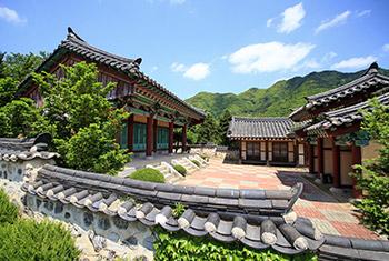 팔봉서원이 다시 깨어나고 있다