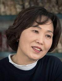 김은숙 (시인, 웹진 [ㅊ·ㅂ] 편집장)